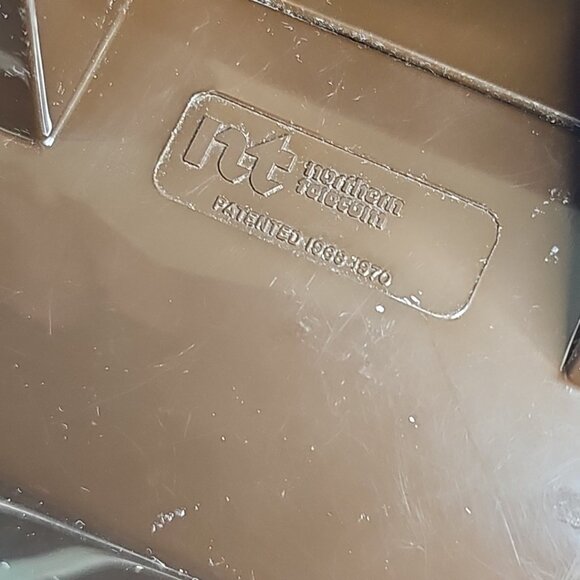 Vintage Chocolate Brown Northern Electric Rotary Desktop Telephone Canada - Picture 7 of 16